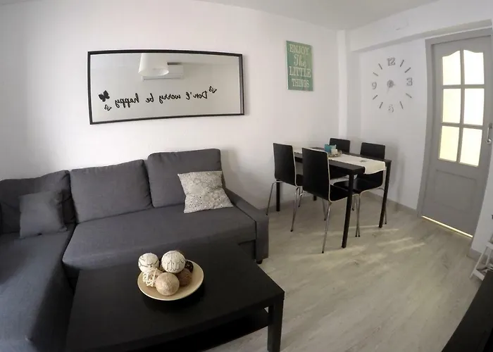 Apartamento Cristo De La Yedra Con Parking